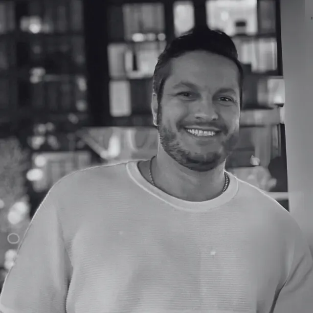 Haris, 创始人兼 CEO